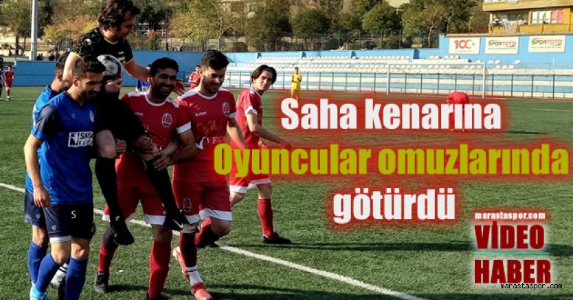 Hakemliğe omuzlarda veda etti