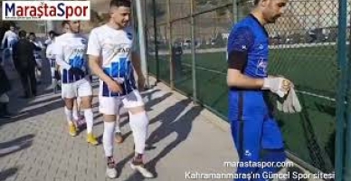 Kurtuluş Futbolspor, Lider Helete Demirspor’u sahaya girerken alkışladı