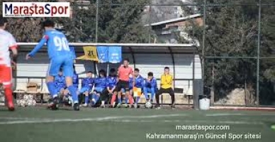 Güneşten Korunmak için formadan gölgelik yaptılar