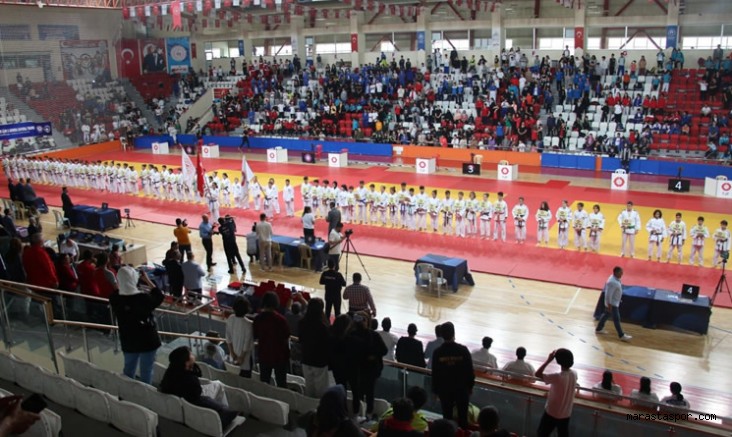 Kahramanmaraş’ın ev sahipliği yaptığı Yıldızlar Türkiye Judo Şampiyonası sona erdi