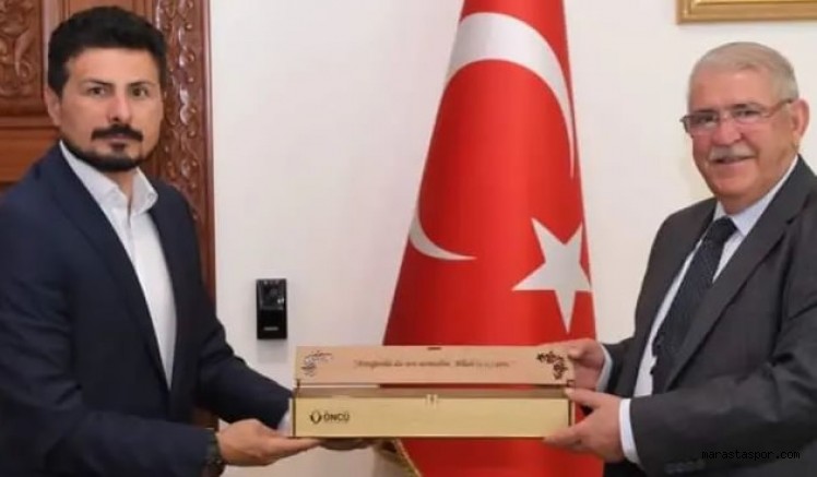 Başkan Hanefi Mahçicek, Öncüspor Kulübü’nü ağırladı