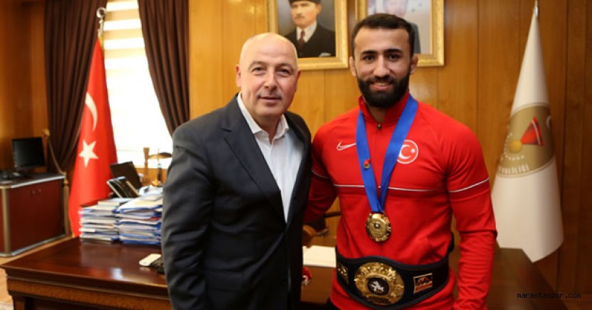 Vali Coşkun, Milli Güreşçimiz Hemşehrimiz Burhan Akbudak’ı misafir etti