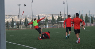 Kahramanmaraş İstiklaspor antrenmanı canlı yayın