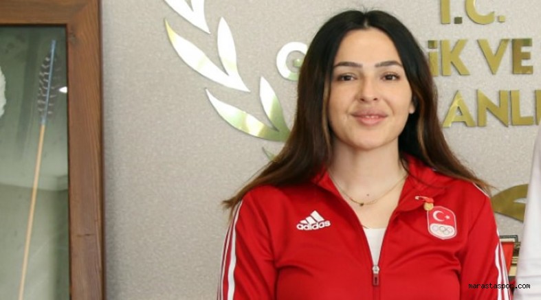 Gümüş Madalya Kahramanmaraş’lı Safiye’nin!