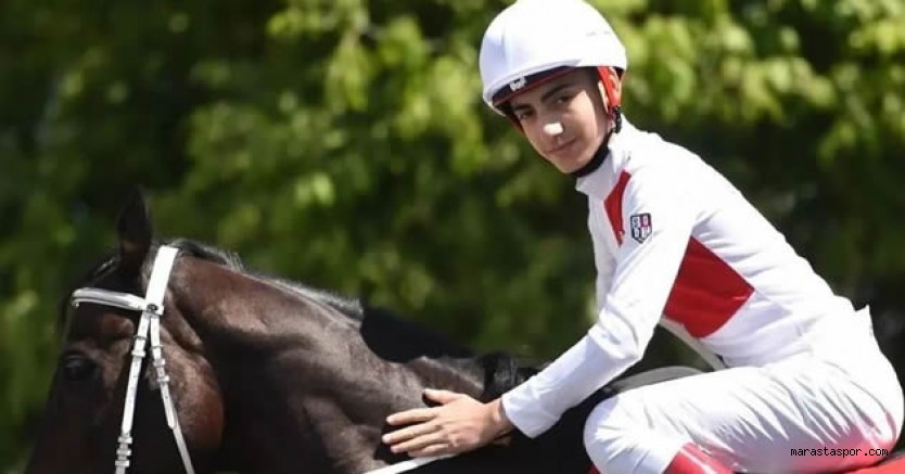 Kahramanmaraş’lı jokey Enes Bozdağ ilk yarışında birinci oldu
