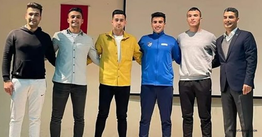 Kahramanmaraş’ta bir üst lige terfi eden hakemlere Kokart Töreni Yapıldı