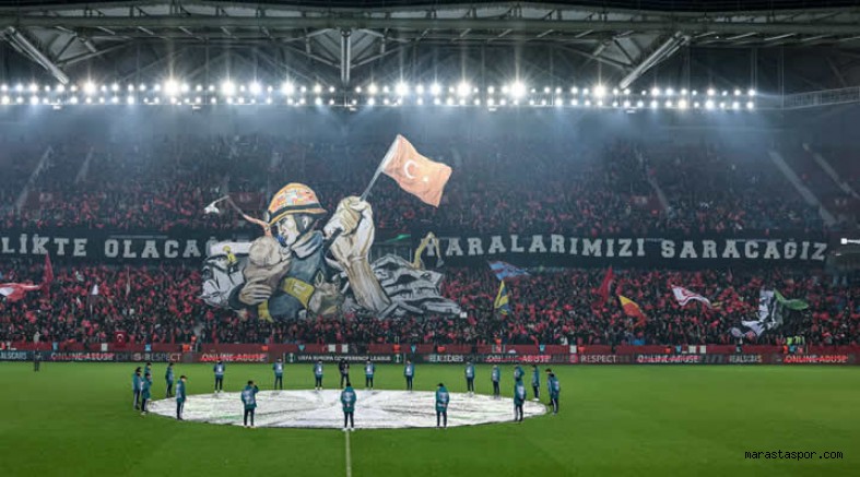 Trabzonspor, taraftarından Basel maçında duygulandıran koreografi!