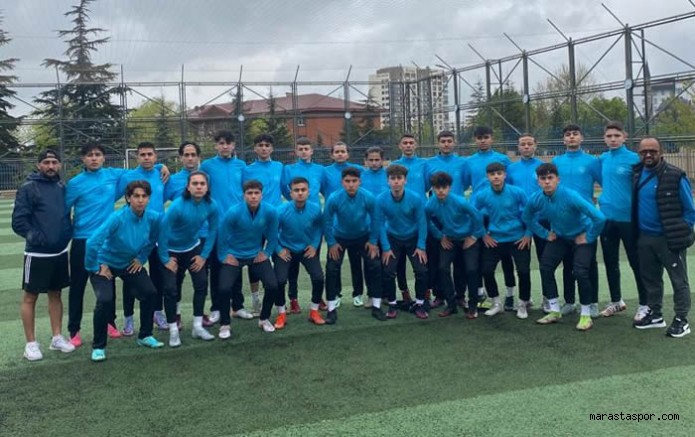 Ali İhsan Kabakçı, Kahramanmaraş futbol takımına hediye etti