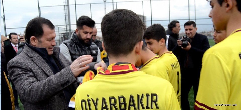 Kahramanmaraş’lı Ali İhsan Kabakcı, AS Vefa’nın Kahta ile oynadığı maçı takip etti