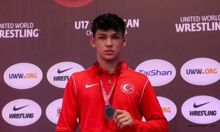 Kahramanmaraş’lı Remzi Temur, Gümüş Madalya kazandı