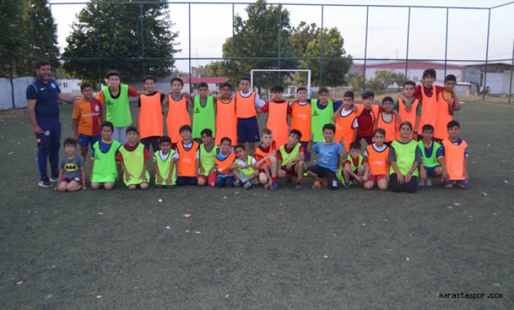 Türkoğlu Gençlerbirliği’nin Futbol okulunu ziyaret ettik!