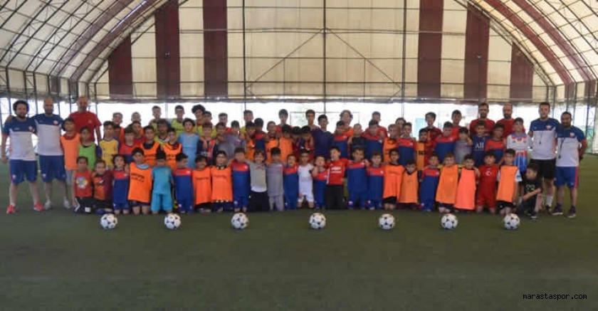 Akademi Maraşspor Futbol Okullarını Ziyaret etti! Teknik ekip ve Sporculardan görüşler aldık!
