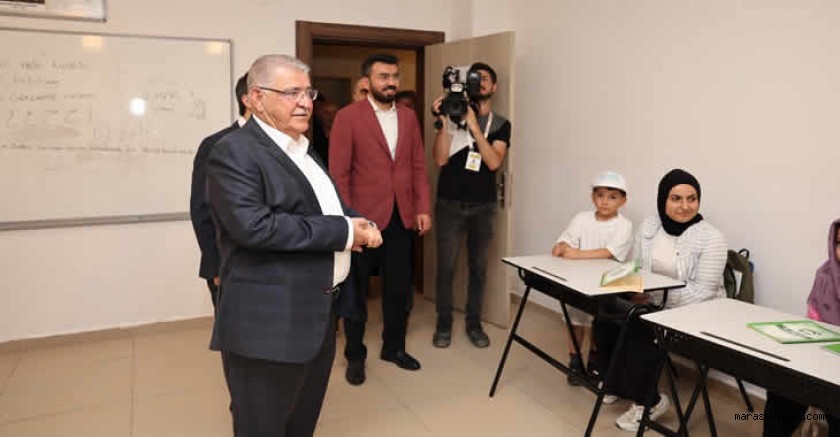 Onikişubat Belediyesi’nin yaz kursları Başkan Mahçiçek’in katıldığı açılışla başladı