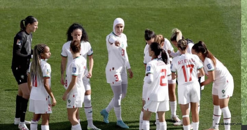 Kadınlar Dünya Kupası tarihinde başörtüsüyle maça çıkan ilk futbolcu