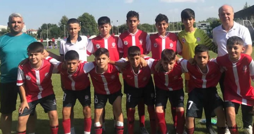 Kahramanmaraş’lı minikler, Denizli’de ‘Birlikte Güçlüyüz Geleceğin Yıldızları Futbol Şenliği’ne katıldı