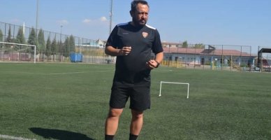 Sedat Toptaş, marastasporgazetesi.com’a özel açıklamalarda bulundu ve yeni sezonla ilgili düşüncelerini paylaştı