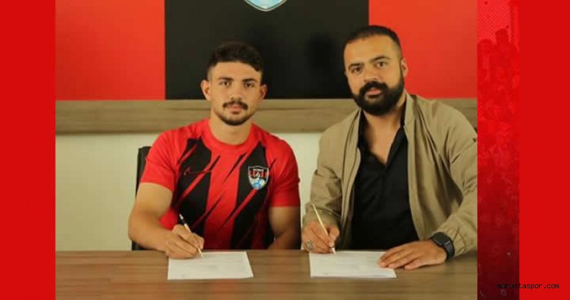 Kahramanmaraş’lı Mehmet Can Davarcıoğlu, 2. Lig Takımında Profesyonel Oldu