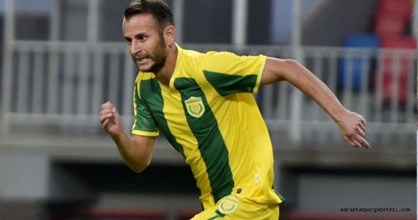 Sefa Durmuş Şovu: Osmaniyespor, Kuşadasıspor Maçında Fileleri 2 Kez Sarsarak Galibiyeti Aldı!