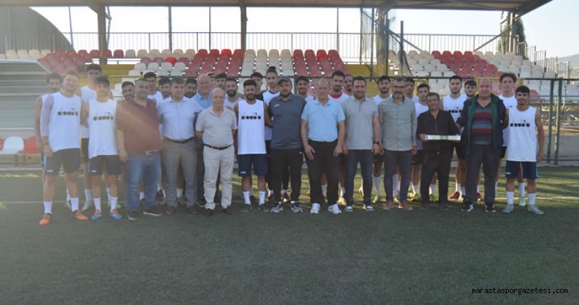 TÜFAD, Kahramanmaraş Kurtuluşspor’un Antrenmanına Hayırlı Olsun Ziyaretine Geldi!