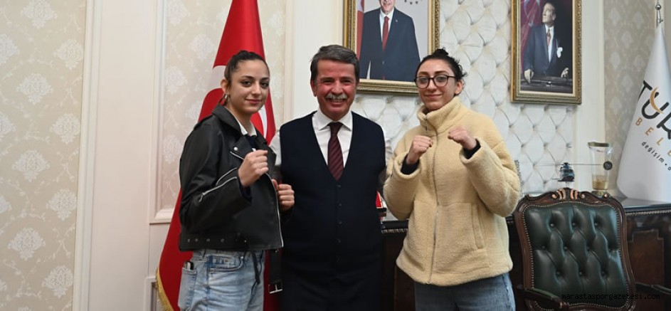Türkoğlu’lu Taekwondocular, Başkan Osman Okumuş’a Nezaket Ziyaretinde Bulundu