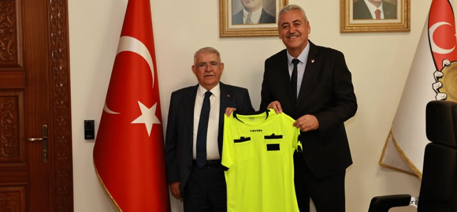 Kahramanmaraş İl Hakem Kurulu, Başkan Mahçiçek’e Teşekkür Ziyaretinde Bulundu