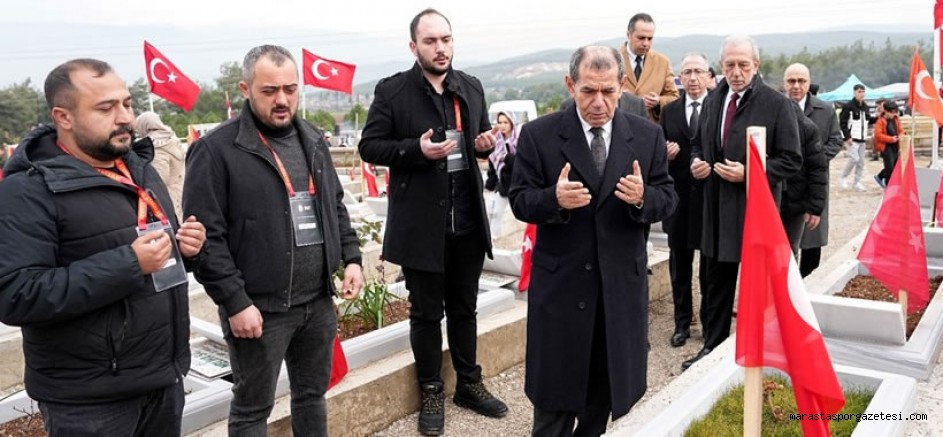 Başkan Dursun Özbek, ultrAslan Kahramanmaraş Üyesi Mehmet Nuri Dağ’ı Kabri Başında Andı