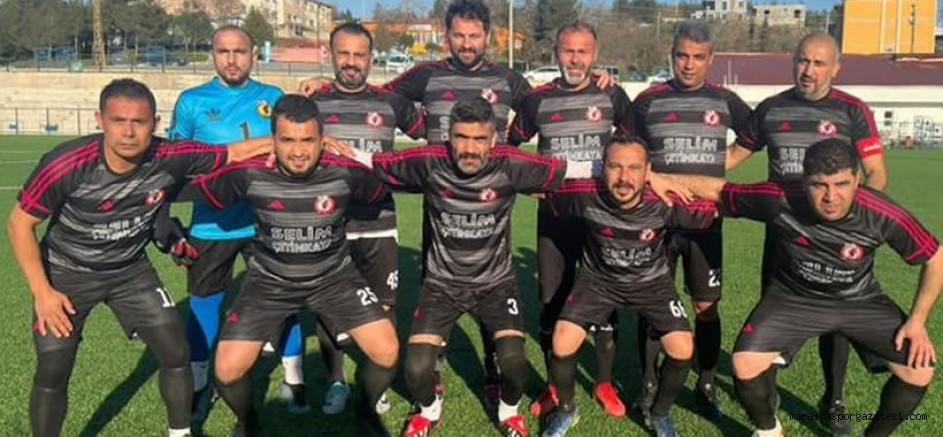 Kahramanşehir Masterler Futbol Takımı, Grup Finallerine Yükseldi!