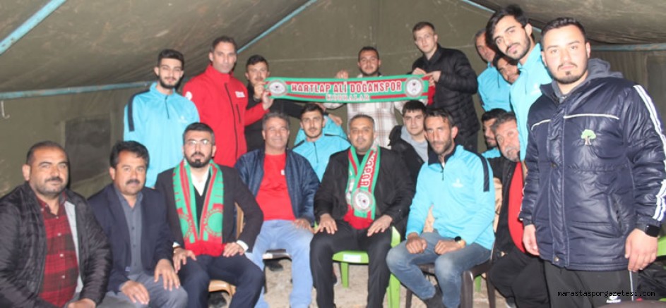 Hanifi Toptaş, Hartlap Köyü Ali Doğanspor Yönetimi ve Oyuncularıyla Buluştu