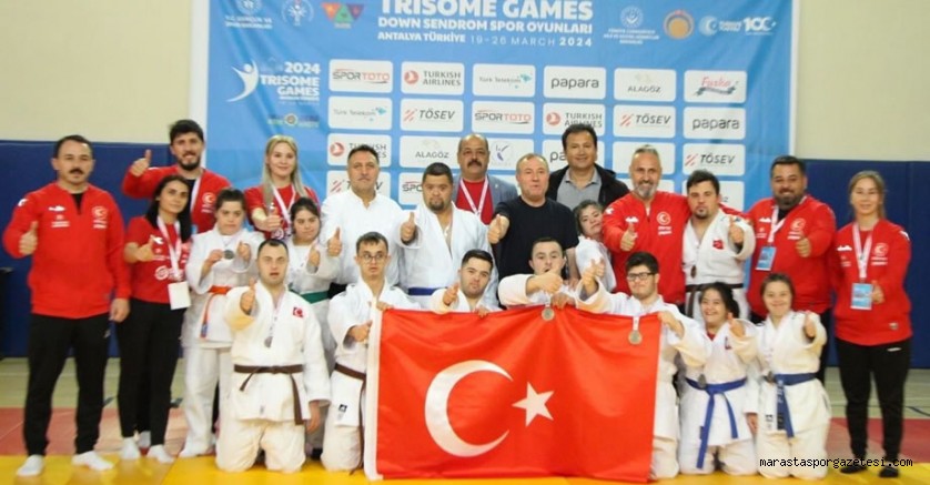 Kahramanmaraşlı Sporcular Zeynep Bilginer Dünya Şampiyonu, Meryem Koca Dünya İkincisi Oldu