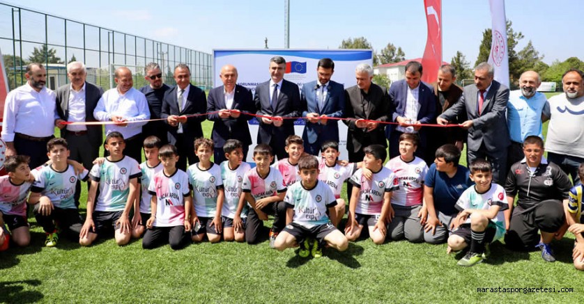 Avrupa Birliği ve Gençlik ve Spor Bakanlığı İş Birliğiyle yapılan Ferhuş Futbol Sahası açıldı