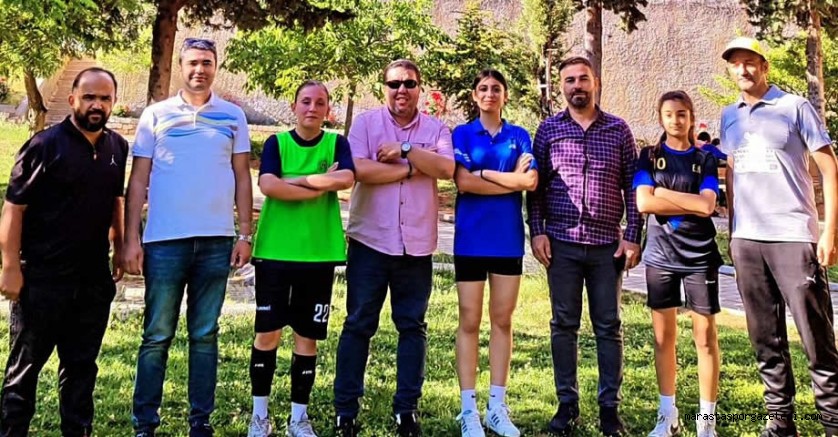 Kahramanmaraş Tekstil Spor’dan 3 oyuncu U16 Kız Plaj Milli Takımına çağrıldı