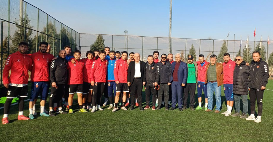ASKF Başkanı Ekrem Karaoğlan’dan Onikişubatspor’a Ziyaret