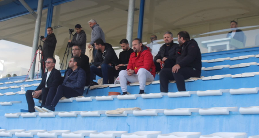 Kahramanmaraş İstiklalspor – Balıkesirspor Hazırlık Maçında Yılmaz Terliksiz ve Ahmet Gaffar Akarca Bir Arada