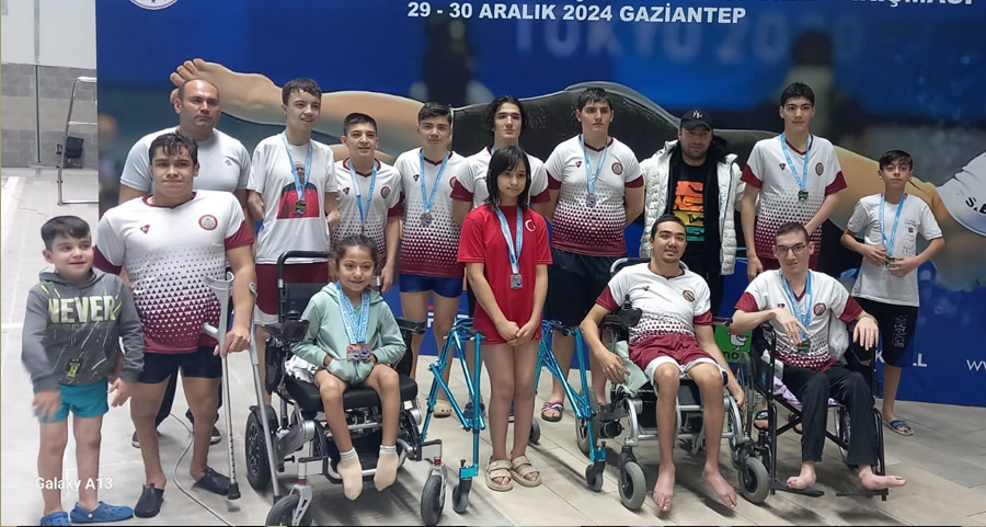 Kahramanmaraşlı Sporculardan Yüzmede Büyük Başarı