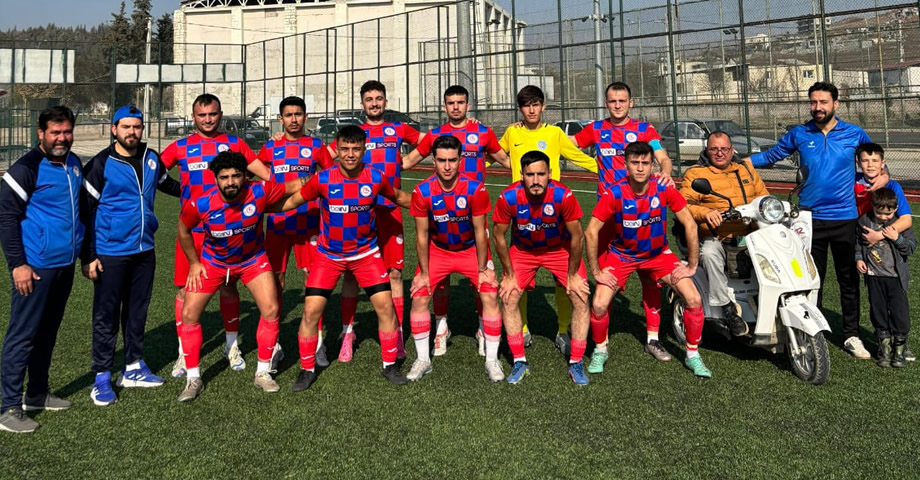 Türkoğlu Gençlerbirliği, sahasında kazanarak önemli bir galibiyet elde etti
