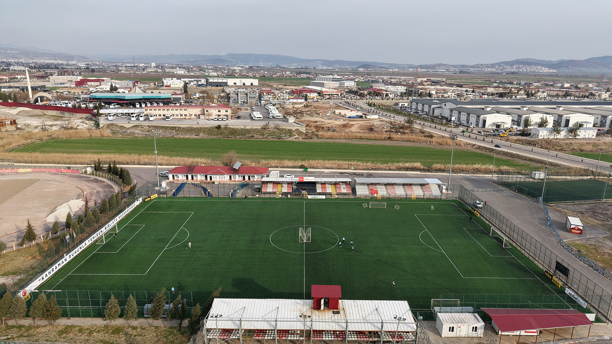 Mehmet Dizibüyük Futbol Sahasının Tribün Kapasitesi Artırıldı