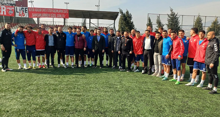 AK Parti Onikişubat Gençlik Kolların’dan Onikişubatspor’a Destek Ziyareti