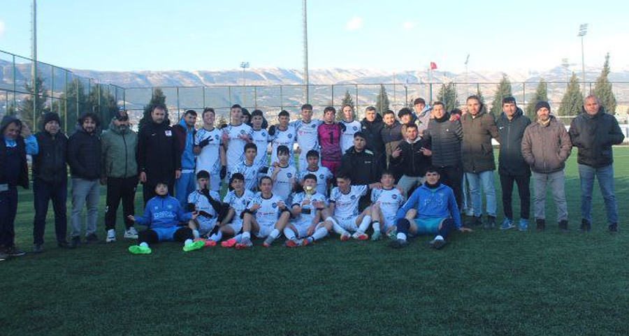 Helete Demirspor, ligi ikinci sırada tamamlayarak Türkiye Şampiyonası’nda Kahramanmaraş’ı temsil etme hakkı kazandı
