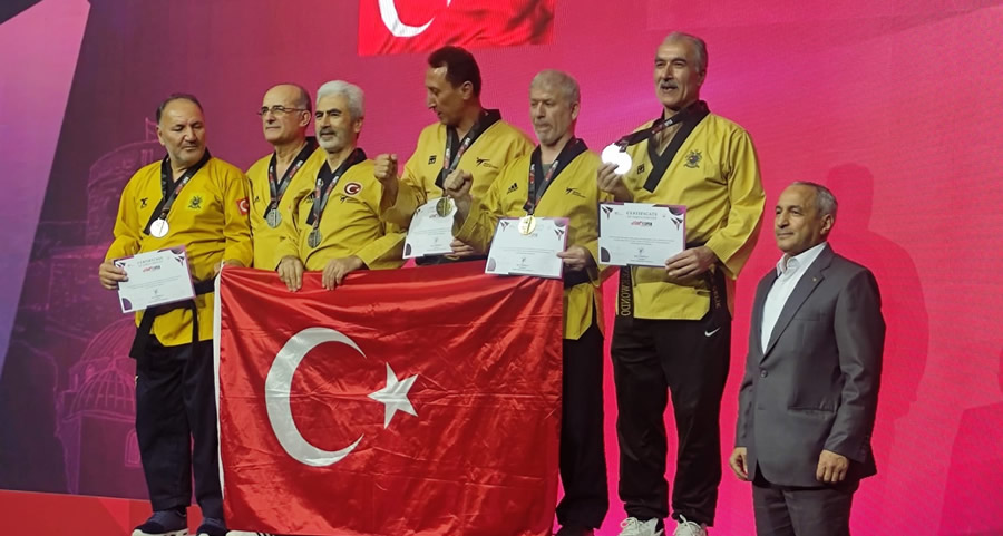 Maraş İstiklalspor’dan Büyük Başarı! Antalya’daki Taekwondo Turnuvasında Şampiyon Oldu