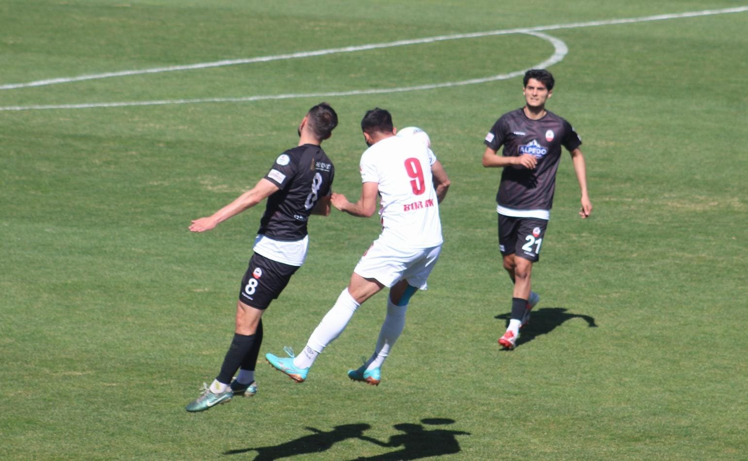 Elazığ Futbol Kulübü – Kahramanmaraşspor Maçının Geniş Özeti