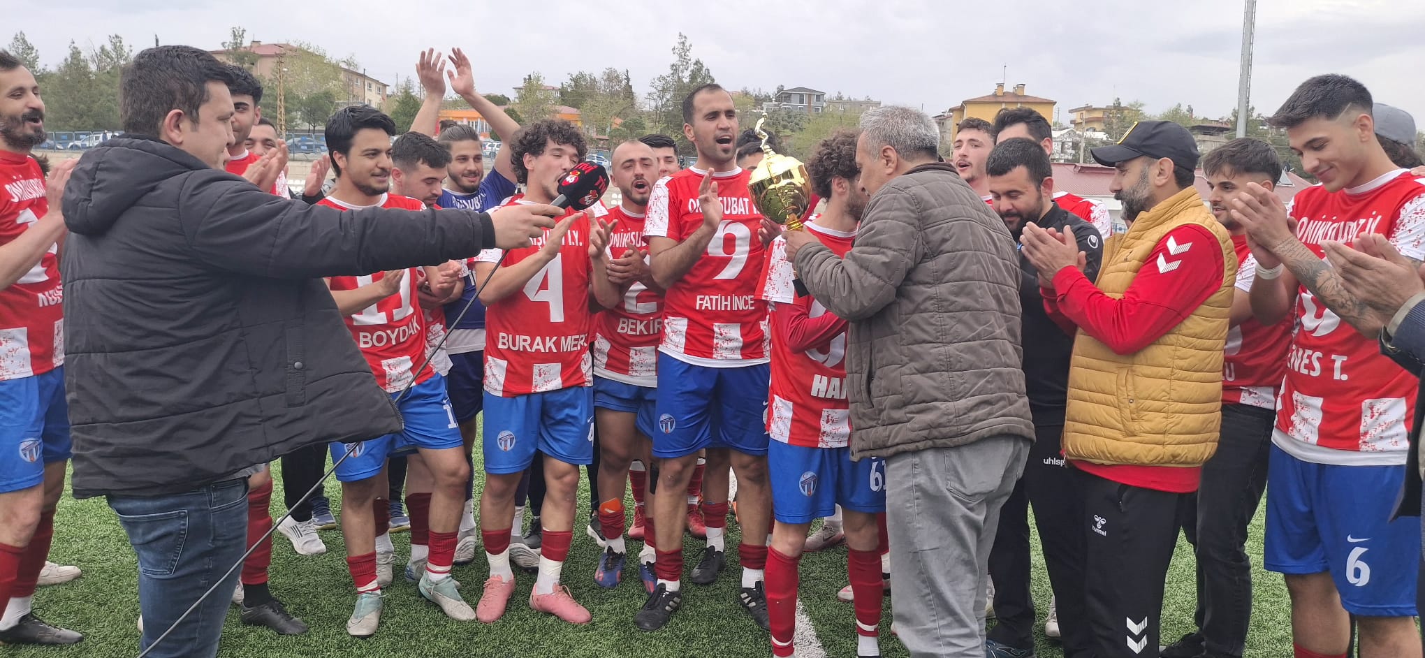 Onikişubat İdmanyurduspor 2024-2025 sezonu Şampiyonluk kupasını Coşkuyla aldı!