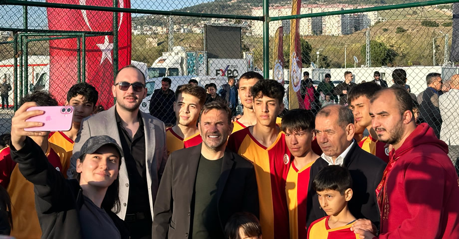 Dursun Özbek ve Okan Buruk Kahramanmaraş’ta Depremzedelerle Buluştu