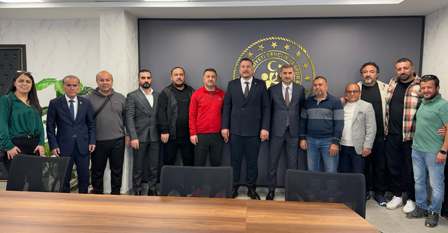 Kahramanmaraş’ta Güreşin Temsilcileri Gençlik ve Spor İl Müdürü Yasin Özdemir’e Hayırlı Olsun Ziyareti