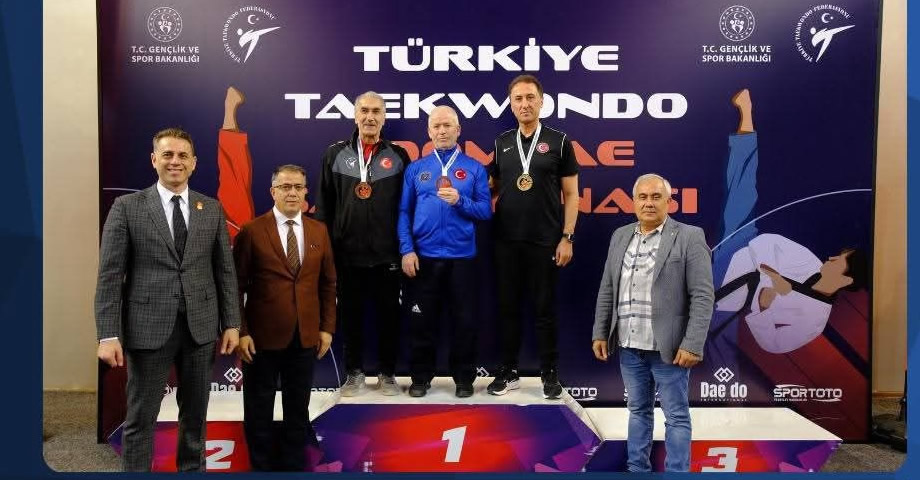 Maraş İstiklal Spor Kulübü, Türkiye Taekwondo Poomse Şampiyonası’nda Takım Birincisi Oldu!