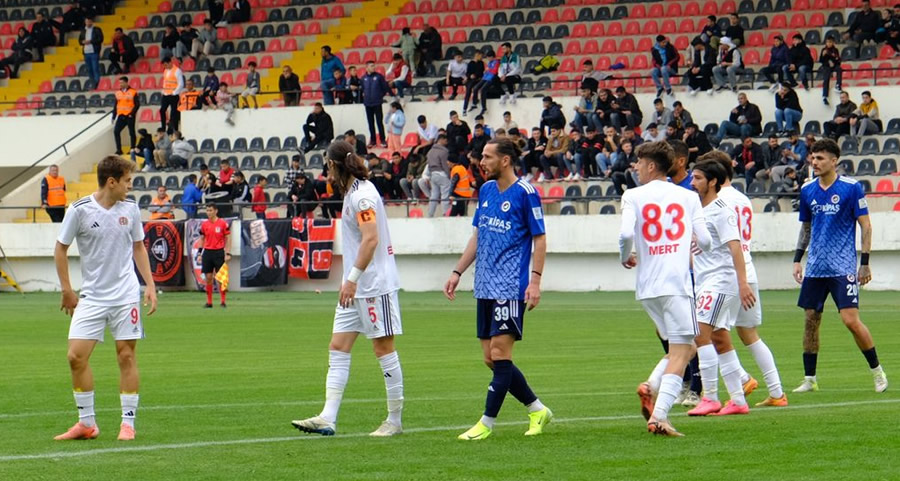 Kahramanmaraş İstiklalspor, Turgutluspor Deplasmanında Mağlup Oldu