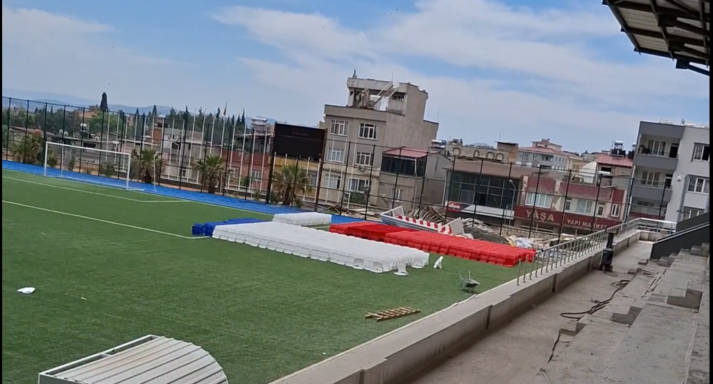 Batıpark Adem Şahan Stadı’na Koltuklar Geldi! İşte Son Durum