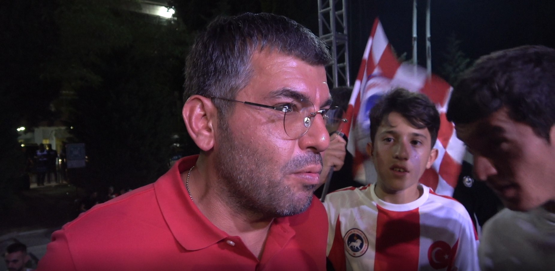 Başkan Akarca: “Sözümü Tuttum, Çok Mutluyum… Şimdi Hedefimiz, 1. Lig’e Yükselmeyi Hedefleyen Güçlü Bir Kadro Kurmak”