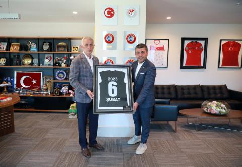 Kahramanmaraş İstiklalspor’dan TFF Başkanı Hacıosmanoğlu’na Anlamlı Hediye