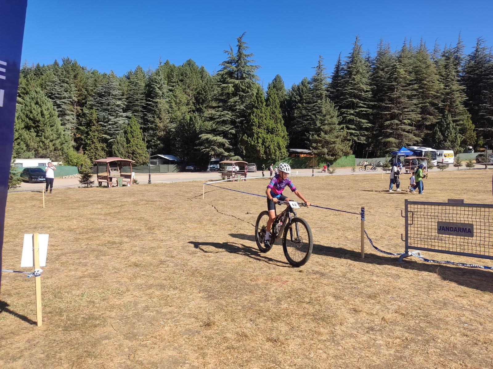 Kahramanmaraş’ta Dağ Bisikleti Heyecanı: Uluslararası MTB CUP ve Hasan Kılıç Türkiye Şampiyonası Başkonuş’ta Start Aldı