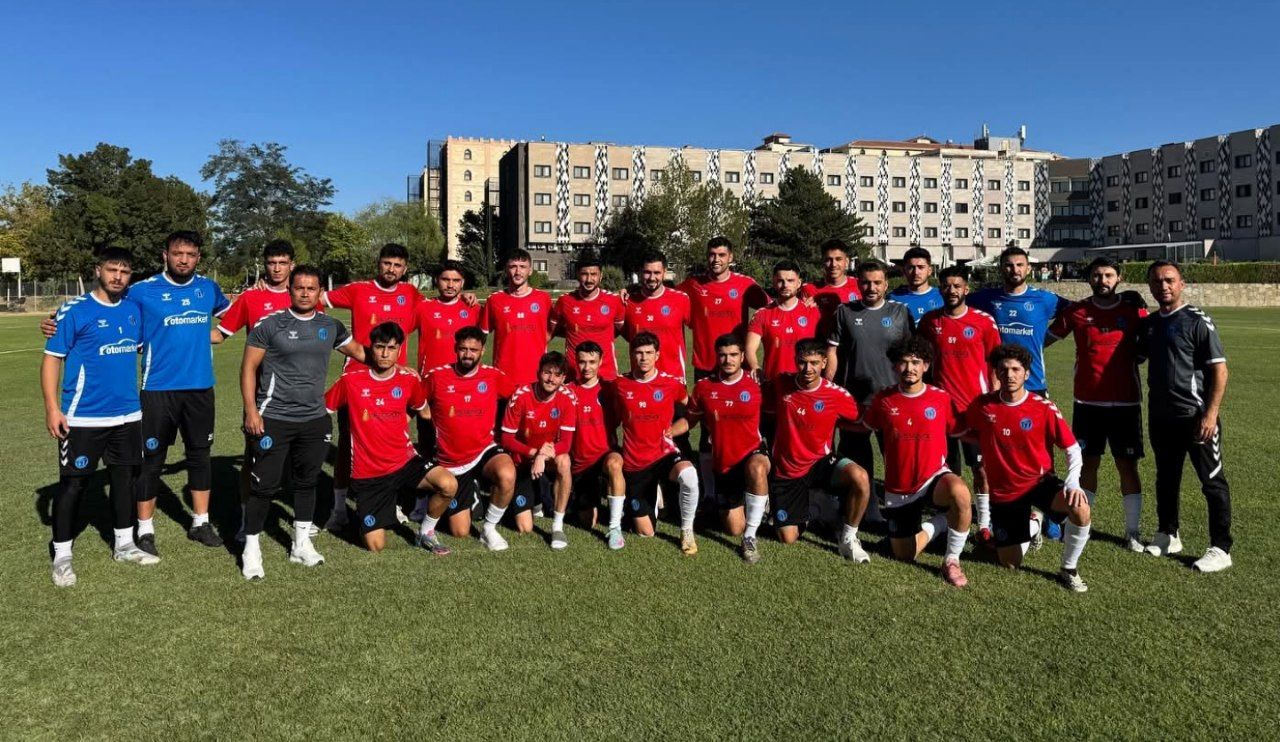 Onikişubat İdmanyurduspor, Kamptaki İlk Hazırlık Maçında Kocasinan Şimşekspor ile karşılaştı